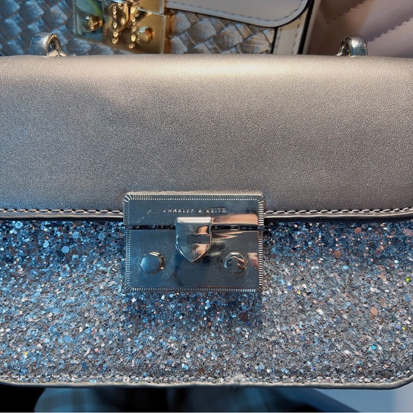 Three used bags， one is GUESS，one is CHAELES&Keith，one is from China - Picture 3 of 4